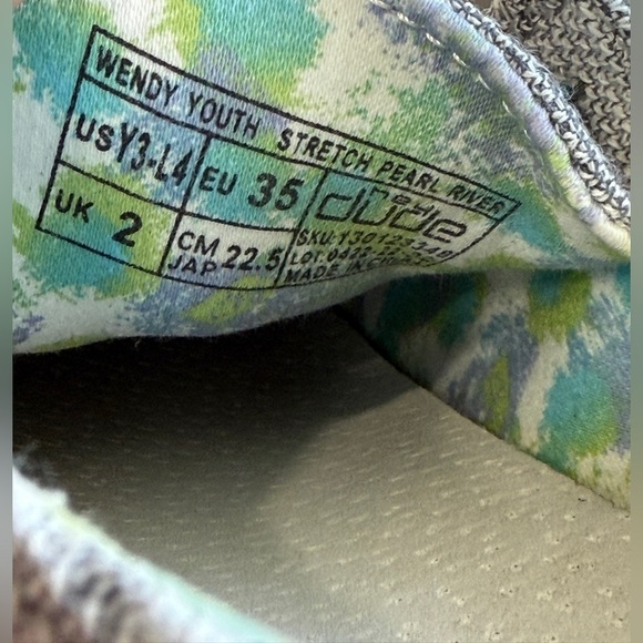 HEY DUDE YOUTH WENDY - STRETCH PEARL RIVER Size Y3-L4 EUC - Picture 3 of 6